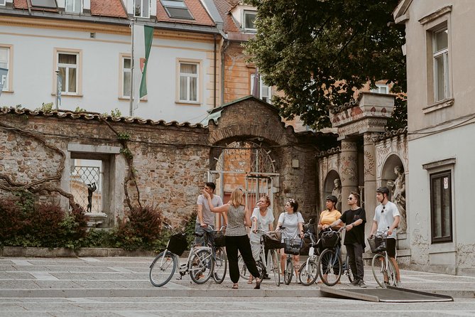 Bike Tour Ljubljana - Beyond the postcard sights