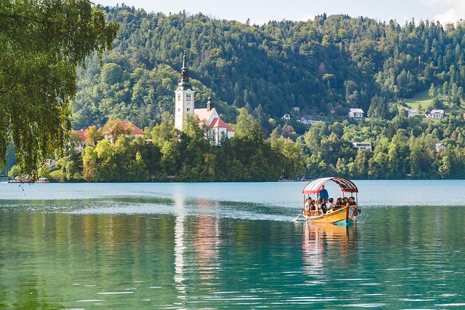 Bled Lake with Postojna Cave & Castle - small group - day trip from Ljubljana - Three famous Slovenian sights in one day