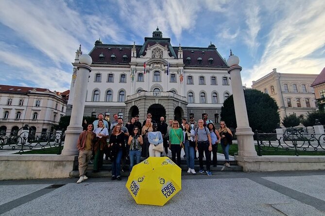 Classic Ljubljana Group Tour - The covered market, produce stalls, and Butchers’ Bridge