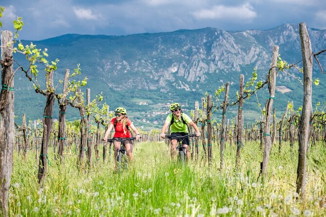 E-Bike Rental in South-West Slovenia - A practical day from Skrilje