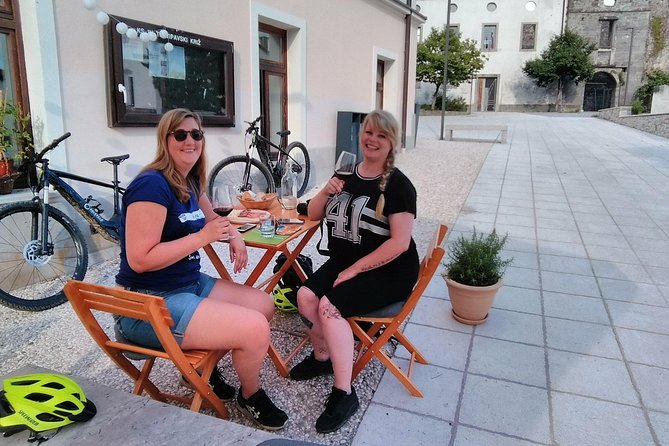 E-bike Vipava River Tour - Guides who adapt instead of rushing