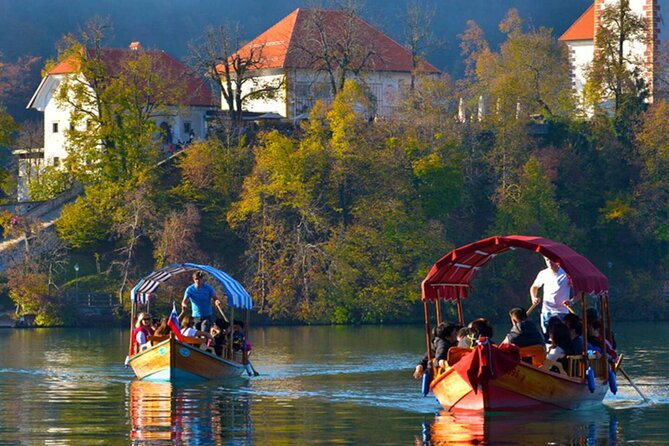 Enjoy the boat ride on Lake Bled and Castle - Why this five-hour Bled trip works from Ljubljana
