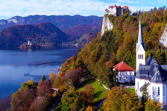 Enjoy the boat ride on Lake Bled and Castle - Guide quality makes the difference