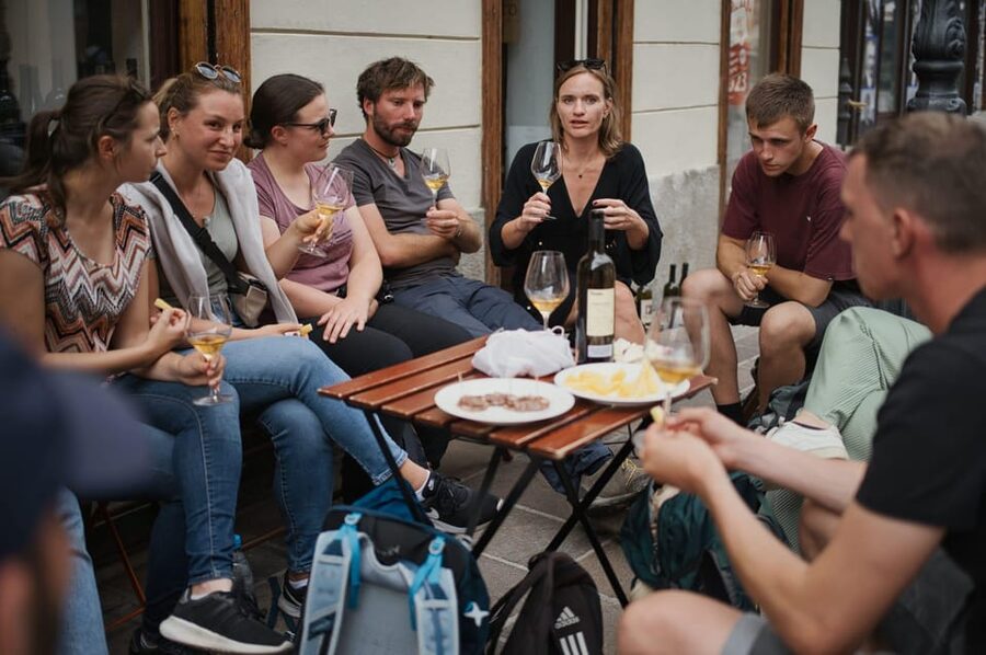 Food & Wine tour with a Sommelier - What recent feedback tells you about the experience