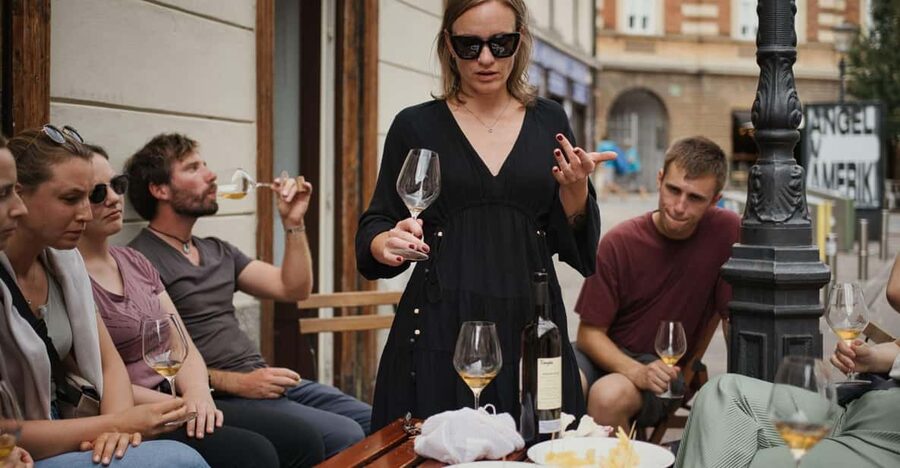 Food & Wine tour with a Sommelier - Meeting at Vodnikov Trg and the central market