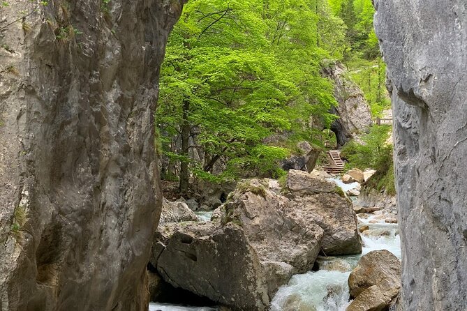 From Bled: Crystal River Hike - The briefing and the first steps beside the river