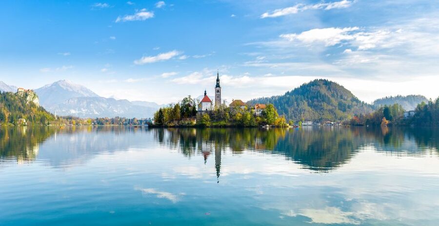 From Ljubljana: Lake Bled & Postojna Cave with Entry Tickets - Two famous Slovenian sights in one very full day