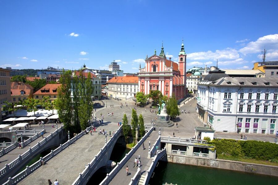 From Zagreb: Ljubljana, Postojna Cave & Predjama Castle Tour - Key points at a glance