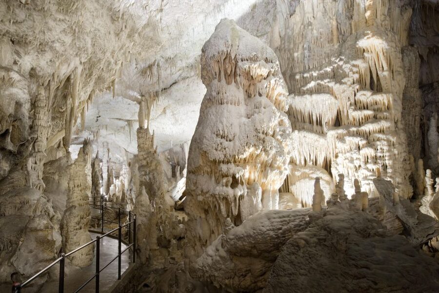 From Zagreb: Ljubljana, Postojna Cave & Predjama Castle Tour - What the long return drive means
