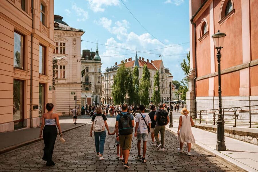 From Zagreb: Ljubljana, Postojna Cave & Predjama Castle Tour - Group size, guides, and the style of the day