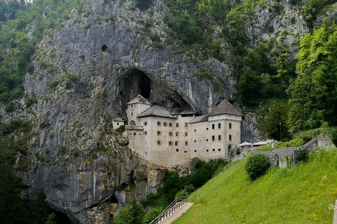Group tour to Postojna Cave from Koper - with unique cave train - Guide quality and group atmosphere