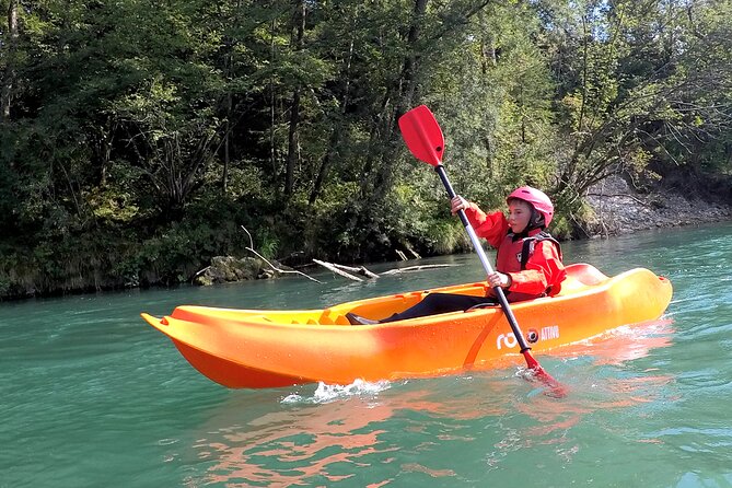 Kayaking in Bled - Beginner instruction before the first rapid