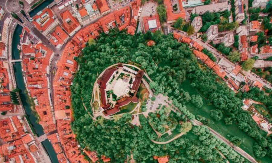 Ljubljana: Castle Entry Ticket with Optional Funicular Ride - The Slovenian History Exhibition