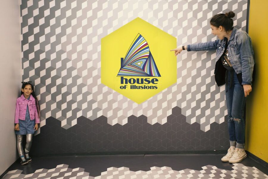 Ljubljana: House of Illusions Entrance Ticket - Challenging gravity and proportion