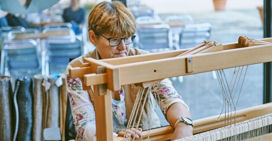 Ljubljana: Interactive Workshop with Experienced Weaver - A souvenir with more meaning than a shop purchase