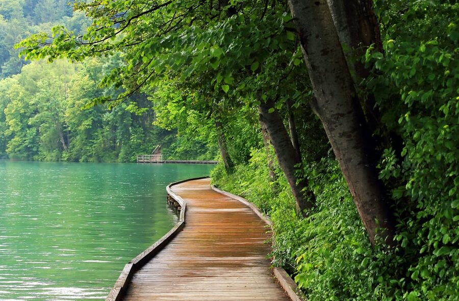 Ljubljana: Lake Bled, Postojna Cave, and Predjama Day Tour - How the ten-hour day really feels