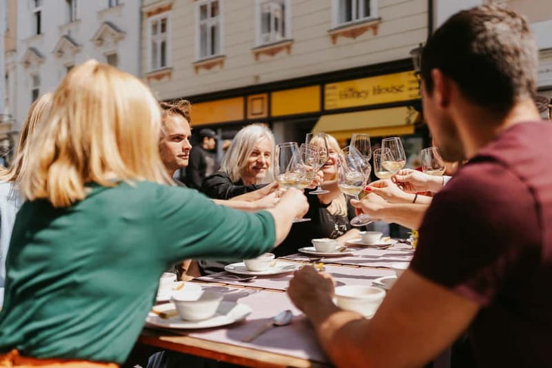 Ljubljana's Traditional Flavors: A 3-Hour Food Journey - Key points at a glance