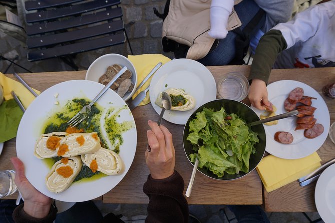 Ljubljana Small Group Food Walking Tour - A small group that keeps the conversation moving