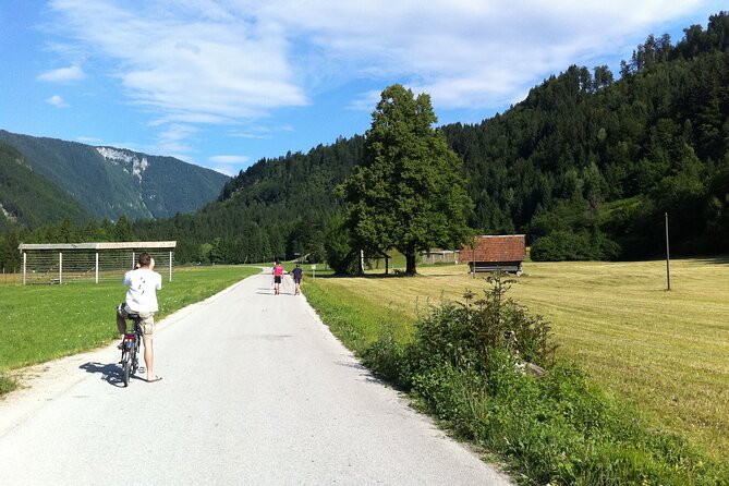 Rent an eBike in Bled - Getting comfortable with the electric bike