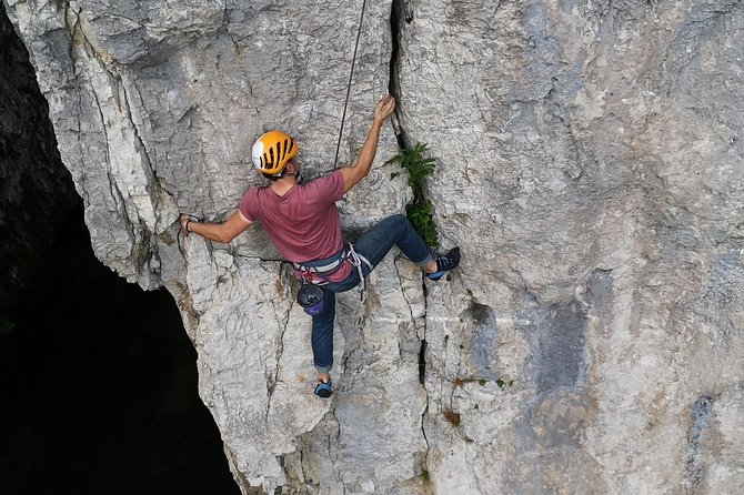 Rock Climbing near Lake Bled - Learning to safeguard and manage the rope
