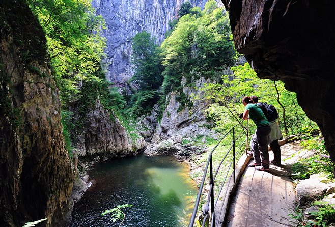 Skocjan UNESCO Caves and Piran full day tour (small group, max. 8) - How the day is paced