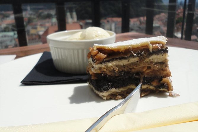 Slovenian culinary experience in Ljubljana - small group - tour - Five stops through Ljubljana’s Old Town