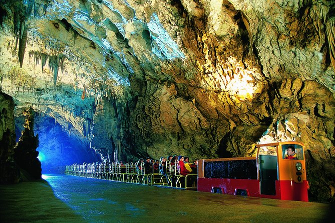 Tour to Postojna and Predjama Castle from Koper - How to make the most of your five hours